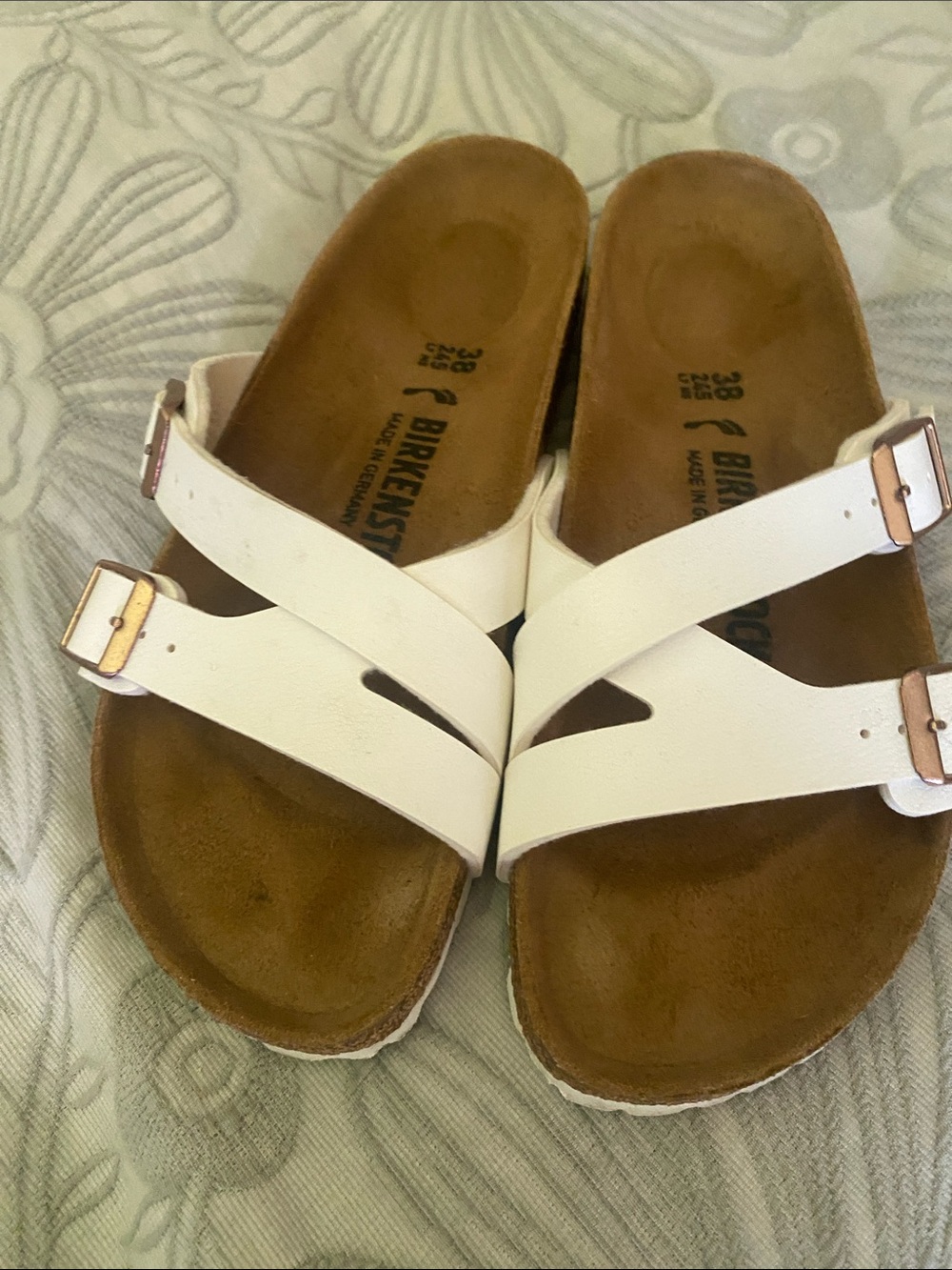 Birkenstock sandals EUC 38